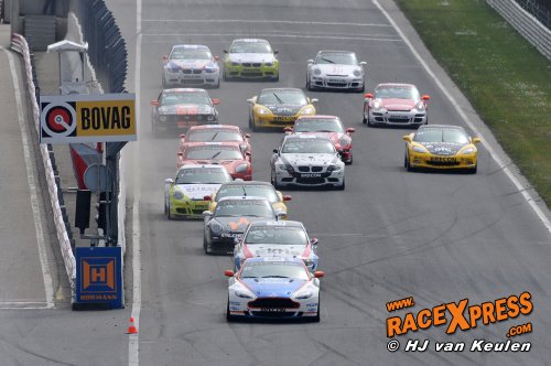 Startveld GT4